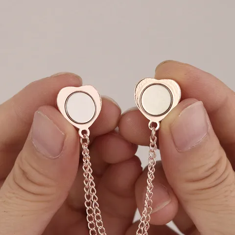Heart Shape Magnetic Scarf Clip Multi Functional Clothing Fixing Buckle Fashion Alloy Shawl Pin Accessories For Women