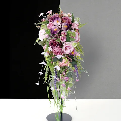 Eleganter Teardrop Wasserfall Künstlicher Brautstrauß Seidenrose Rosa Lila Handstrauß Für Hochzeit Reise Fotografie Requisite Dekor