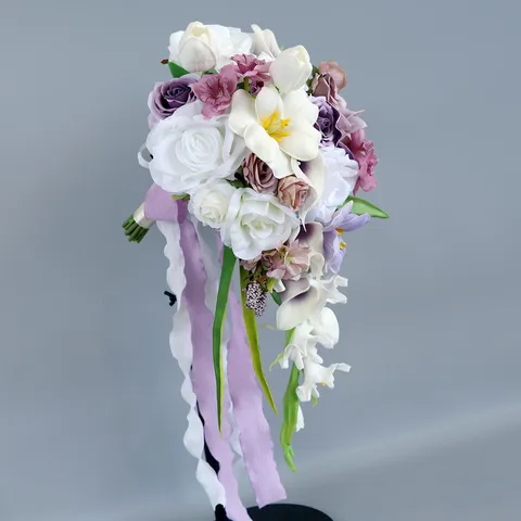 Wassertropfen Wasserfall Hochzeit Brautstrauß Künstliche PU Blumen Weiß Lila Callas Tulpen Rosen Für Hochzeitsfotografie