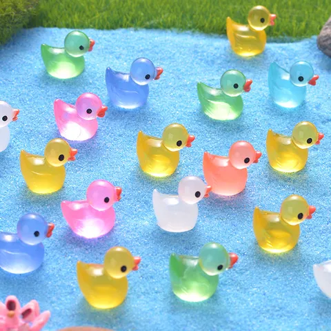 Luminous Resin Little Duck Mini Figurine Glow In The Dark Cute Animal Micro Landscape DIY Craft Desktop Ornament Toy