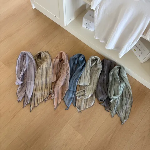 Minimalistisch Polyester Sjaal Voor Vrouwen Effen Kleur Bedrukt Lange Lintsjaal Casual Veelzijdig Ademend HALSJAAL Mode Accessoire