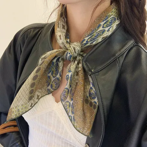 Retro Paisley Bloemen Polyester Kleine Vierkante Sjaal Vrouwen Mode Veelzijdige Hoofddoek Stijlvolle Dagelijkse Decoratie