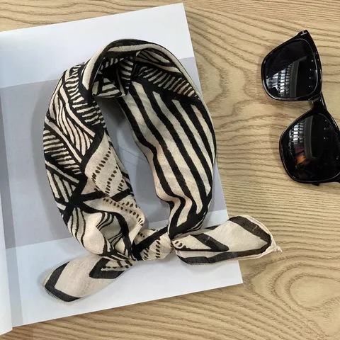 Japanse Retro Katoenen Geometrische Stippen Vierkante Sjaal Lente Zomer Ademende Mode Bandana Vrouwen Hoofdsjaal