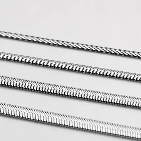 Collar de Cadena de Serpiente Plana de Acero de Titanio Minimalista Para Hombres Mujeres Joyería de Moda