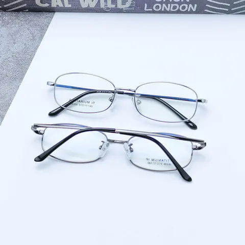 Men Optical Glasses Frame Metal Alloy Full Rim Square Eyeglass Frame Business Minimalist Retro Eyewear Clear Lens