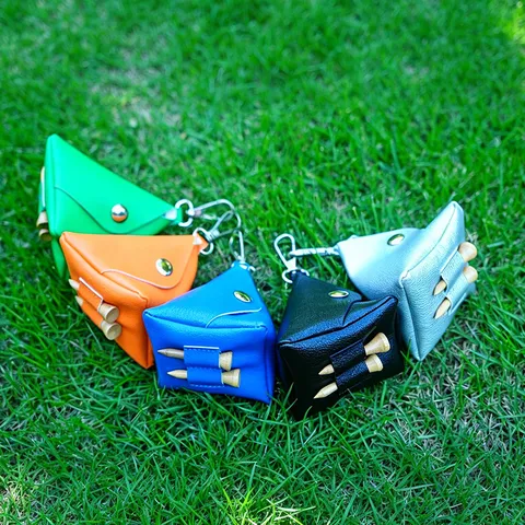 Tragbare PU Leder Mini Golfball Tasche Dreidimensionale Dreieck Sport Aufbewahrungstasche Mit Karabinerhaken Und Tee Halter Riemen Täglich Draußen Unisex Zubehör