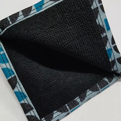 Golfschläger-Reinigungstuch mit Blumen- und Geometriemuster und Ausziehbarem Clip Polyester Outdoor-Sportwischtuch