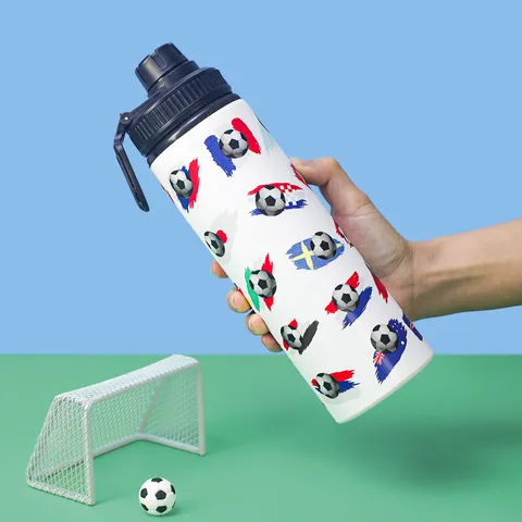 Bouteille d'Eau de Sport en Aluminium Extérieur Cyclisme Fitness Bouteille à Boire Avec Motif de Football Changeant de Couleur Couvercle