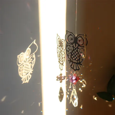 Ornamento Sospeso in Vetro di Cristallo Metallo Colibrì Farfalla Libellula Gufo Albero di Natale Decorazione Finestra Giardino Acchiappasole