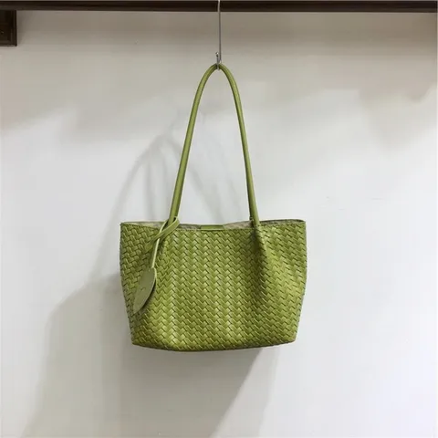 Women Fashion PU Leather Woven Shoulder Bag Casual Solid Color Underarm Bag Trendy Retro Handbag Purse For Daily Use
