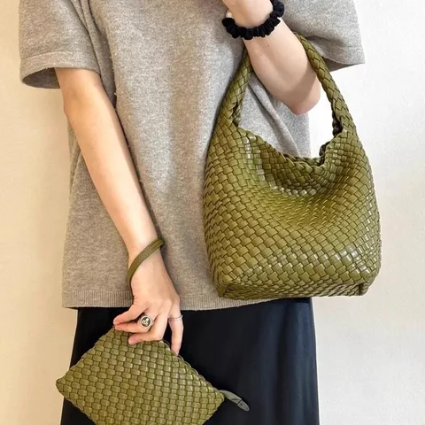 Womens Woven Leather Bucket Bag Casual Handbag Chic Shoulder Crossbody Bag With Inner Pouch Daily Fashion Purse