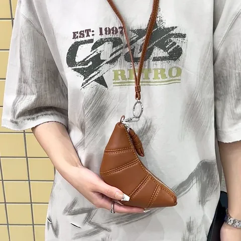 Small Design Soft PU Leather Half Moon Croissant Dumpling Bag Mini Coin Purse Vintage Lanyard Pendant Fashion Handbag