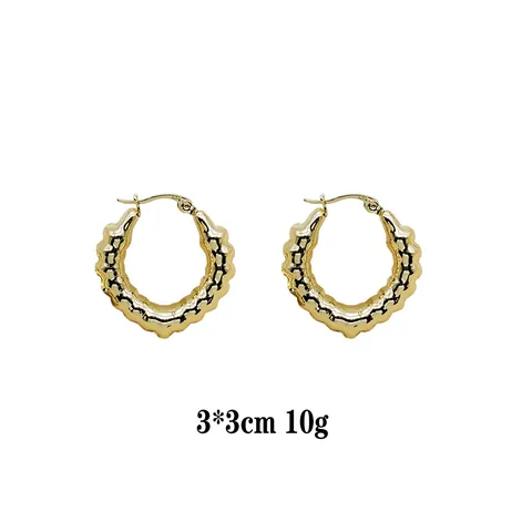 Mode Vergoldete Legierung Geometrische Ohrringe Leichter Luxus Glatte Creolen Ohrstecker Für Damen Bottega Stil Schmuck Geschenk