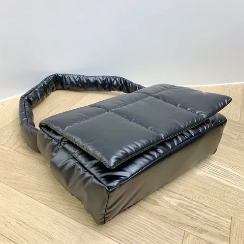 Women Fashion Quilted Down Fabric Shoulder Bag Casual Solid Color Large Capacity Puffy Underarm Bag Tote Handbag