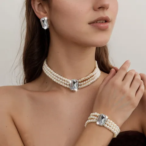 French Retro Elegant Pearl Necklace Multi-Layer Choker Bracelet Earrings Set Alloy Artificial Pearl Rhinestone Jewelry