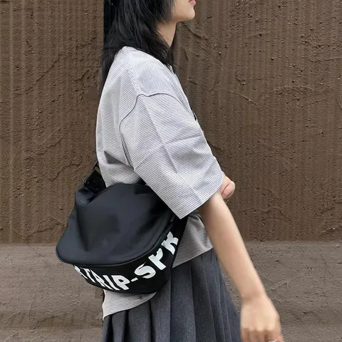 Workwear Crossbody Bag Casual Canvas Dumpling Bag Crescent Shoulder Bag Letter Print Fashion Travel Bag For Women Men