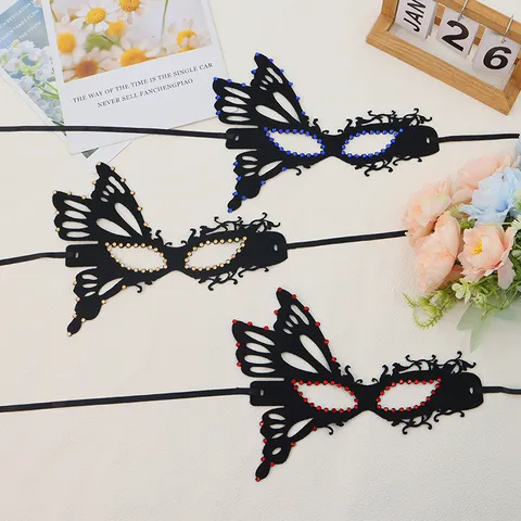 Halloween Party Rhinestone Mask Sexy Mysterious Butterfly Bat Half Face Eye Mask For Women Masquerade Ball Performance Props Elegant Hollow Mask