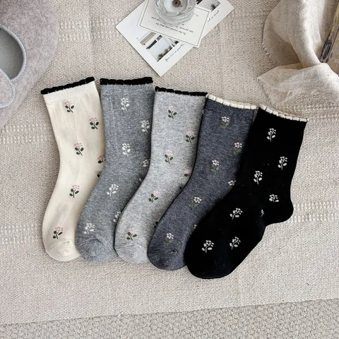 Women's Sweet Tulip Floral Combed Cotton Mid-Tube Socks Ruffle Cuff Casual Daily Wear Breathable Comfortable Hosiery