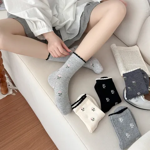 Women's Sweet Tulip Floral Combed Cotton Mid-Tube Socks Ruffle Cuff Casual Daily Wear Breathable Comfortable Hosiery