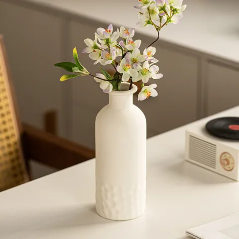 Vase à Fleurs en Céramique Blanche Moderne et Minimaliste Vase Décoratif Texturé Gaufré Pour Maison Salon Bureau Décoration De Bureau