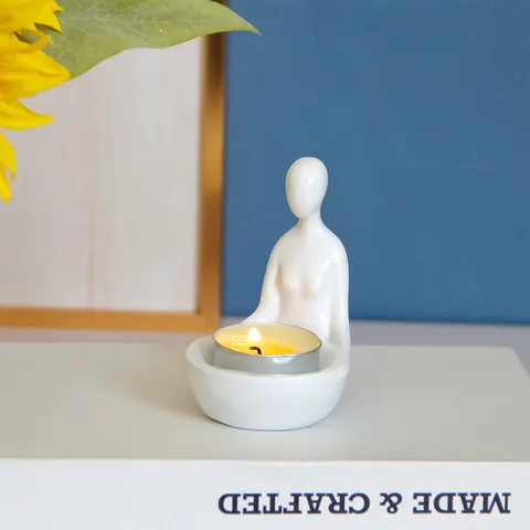Candelabro de Resina Abstracto Minimalista Figura Zen Estatua Humana Sentada Creativa Taza de Cera de Aromaterapia Decoración del Hogar