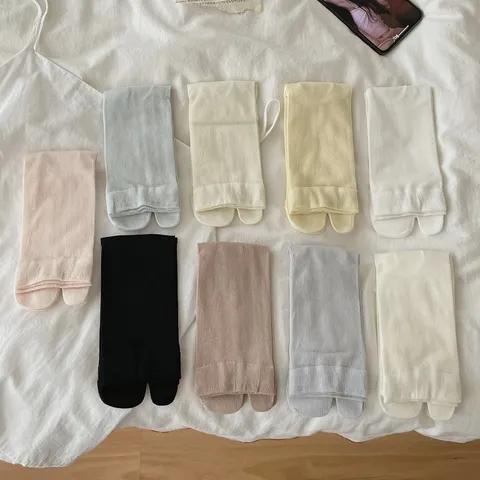 Women Thin Lyocell Split Toe Socks Mid Tube Casual Solid Color Breathable Comfortable Spring Summer Hosiery Footwear