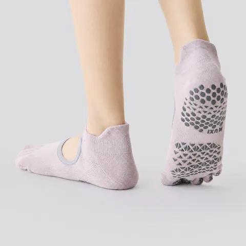 Women's Five Toe Yoga Socks Non Slip Pilates Fitness Athletic Split Toe Short Socks Cotton Blend Sport Sock