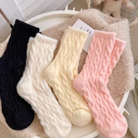 Damen Winter Warm Verdickt Korallenfleece Zopfmuster Wadenstrümpfe Weich Flauschig Schlaf Bodenstrümpfe Lässige Heimstrümpfe