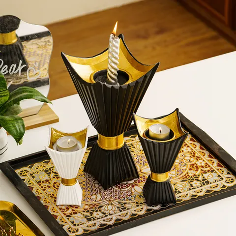 Middle Eastern Style Resin Square Corner Chalet Candlestick Arabic Aromatherapy Candle Holder Home Tabletop Decoration
