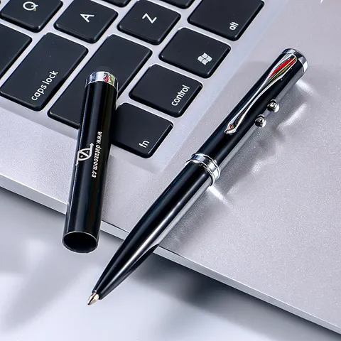Penna a Sfera in Metallo Multifunzionale 4 in 1 con Puntatore Laser e Schermo Tattile Infrarossi Regalo Ufficio