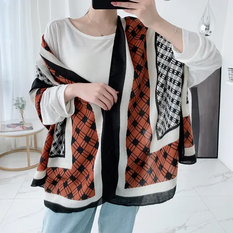 Écharpe Longue en Coton et Lin Chaud pour Hiver pour Femmes Châle à Carreaux Mode Polyvalent Enveloppement de Cou Décontracté Accessoires Femmes