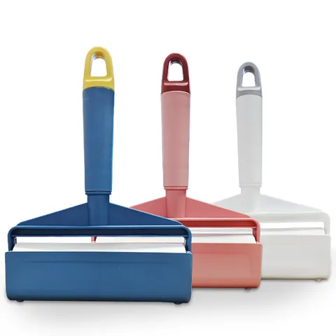 Pet Lint Roller With Long Handle And Replacement Paper Rolls Plastic Sticky Dust Remover For Clothes Carpet Cleaning Tools