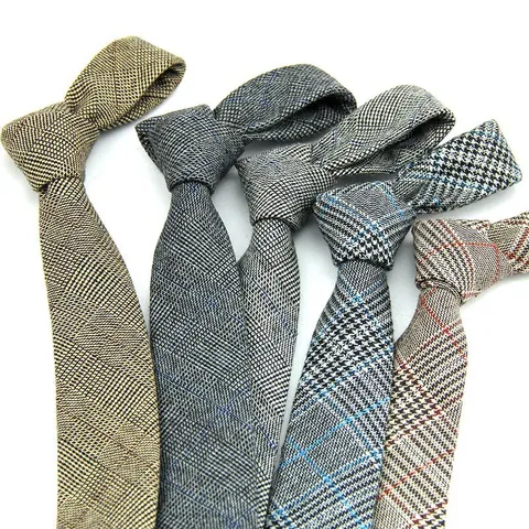 Men's Classic Wool Plaid Necktie British Business Banquet Formal Arrow Tie Wool Blend Stylish Neckwear