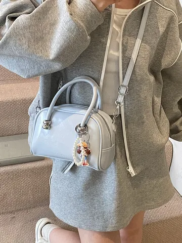 Γυναικείο Fashion Boston Bag Niche Design PU Leather Shoulder Crossbody Handbag Casual Daily Pillow Bag With Cute Pendant