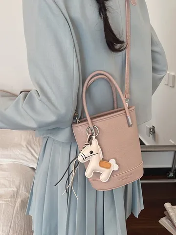 Damen Litschimuster Eimertasche High-End Pendler Schulter Crossbody Tasche Mit Pferdeanhänger Einfarbig PU Leder Handtasche