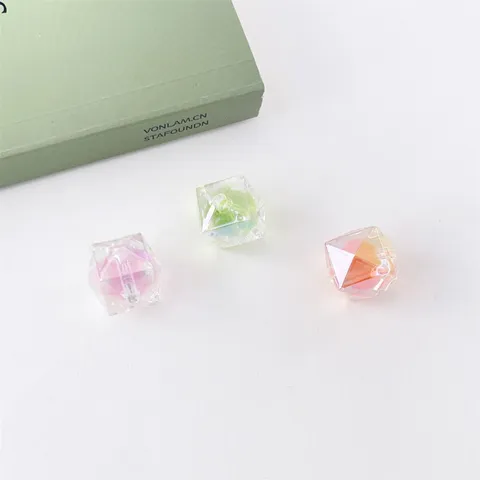Acryl Zuckerherz UV-Beschichtete Rautenflächige Facettierte Lose Perlen Bunte Blitzende DIY Perlen Zubehör Für Handgemachten Schmuck