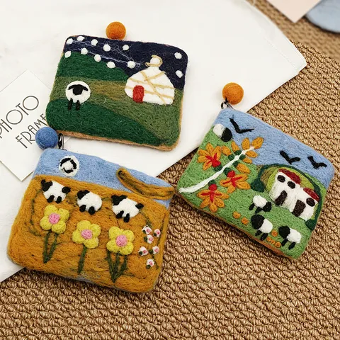 Handmade Wool Felt Coin Purse Cute Animal Scenery Mongolian Yurt Pattern Zipper Storage Bag Card Holder Wallet