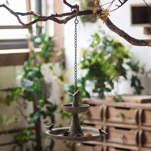 Industrial Style Metal Hanging Bird Feeder Retro Distressed Outdoor Garden Courtyard Porch Decorative Ornament