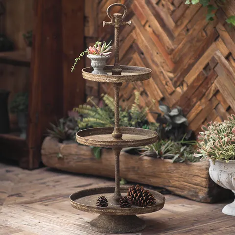 Industrieel IJzeren Plantenstandaard Retro Verouderde Drielagige Plantenhouder Opbergrek Voor Tuin Buiten Huisdecoratie Display