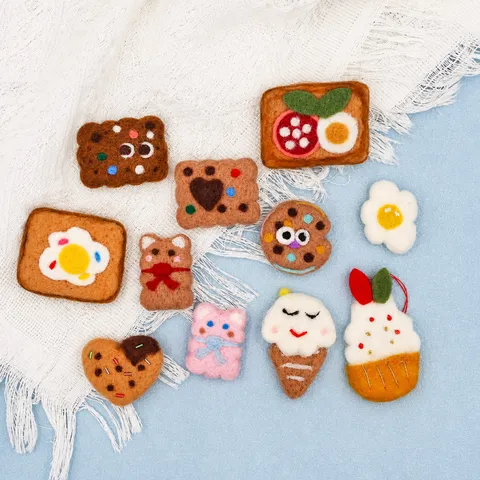Handmade Wool Felt Simulated Food Cookie Toast Bear Cute DIY Jewelry Accessories Craft Charms
