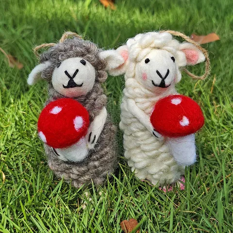 Handmade Wool Felt Sheep Pendant Cute Animal Bag Charm Cartoon Creative Kawaii Keychain Decor Handicraft Gift