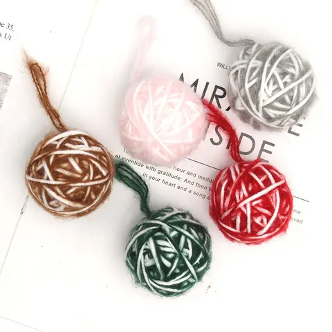 Christmas Hanging Ornament Two Color Yarn Wrapped Ball Handmade DIY Home Decor Festive Party Hanging Ball