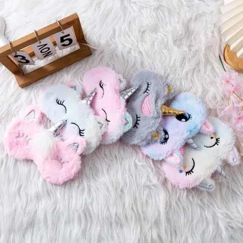 Bonita Máscara de Ojos de Unicornio de Peluche de Dibujos Animados Antifaz para Dormir Bordado con Pestañas Cubierta de Ojos Opaca Cómoda para Viaje Sueño en Casa