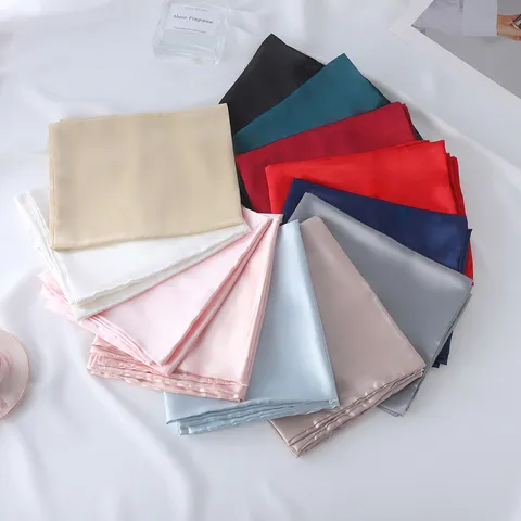 Federa in Satin Chiusura a Busta Effetto Seta Morbida Traspirante Copricuscino per Cura Capelli e Pelle Misura Standard Casa