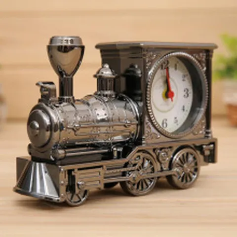 Vintage Steam Train Alarm Clock Plastic Antique Locomotive Clock Desktop Ornament Retro Home Decor Student Gift