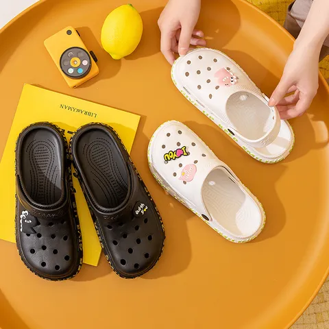 Unisex EVA Clogs Casual Lightweight Beach Garden Shoes Cartoon Letter Print Waterproof Non-slip Slippers For Couples