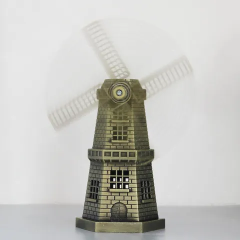 European Vintage Metal Windmill Model Desktop Ornament Alloy Home Decor Crafts Living Room Office Table Decoration