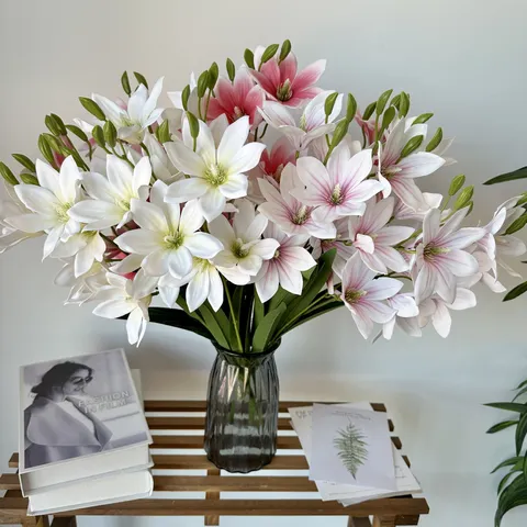 Fiori di Magnolia Artificiali Bouquet di Fiori di Seta a 5 Forcelle Per Matrimonio Decorazione Tavola Casa Oggetti di Fotografia