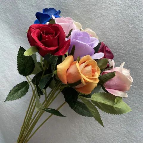 Fleur Artificielle Unique en Rose en Flanelle Petite Bouton Fleur de Simulation pour Décoration de Maison Mariage Photographie