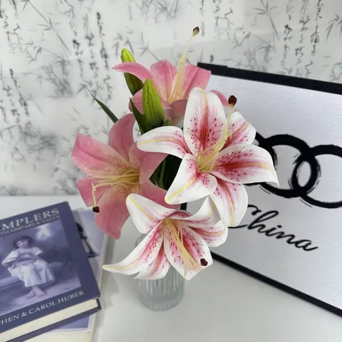 Artificial Lily Flower Arrangement With Glass Vase Two Head Soft Rubber Fake Flowers For Wedding Home Decor Table Centerpieces